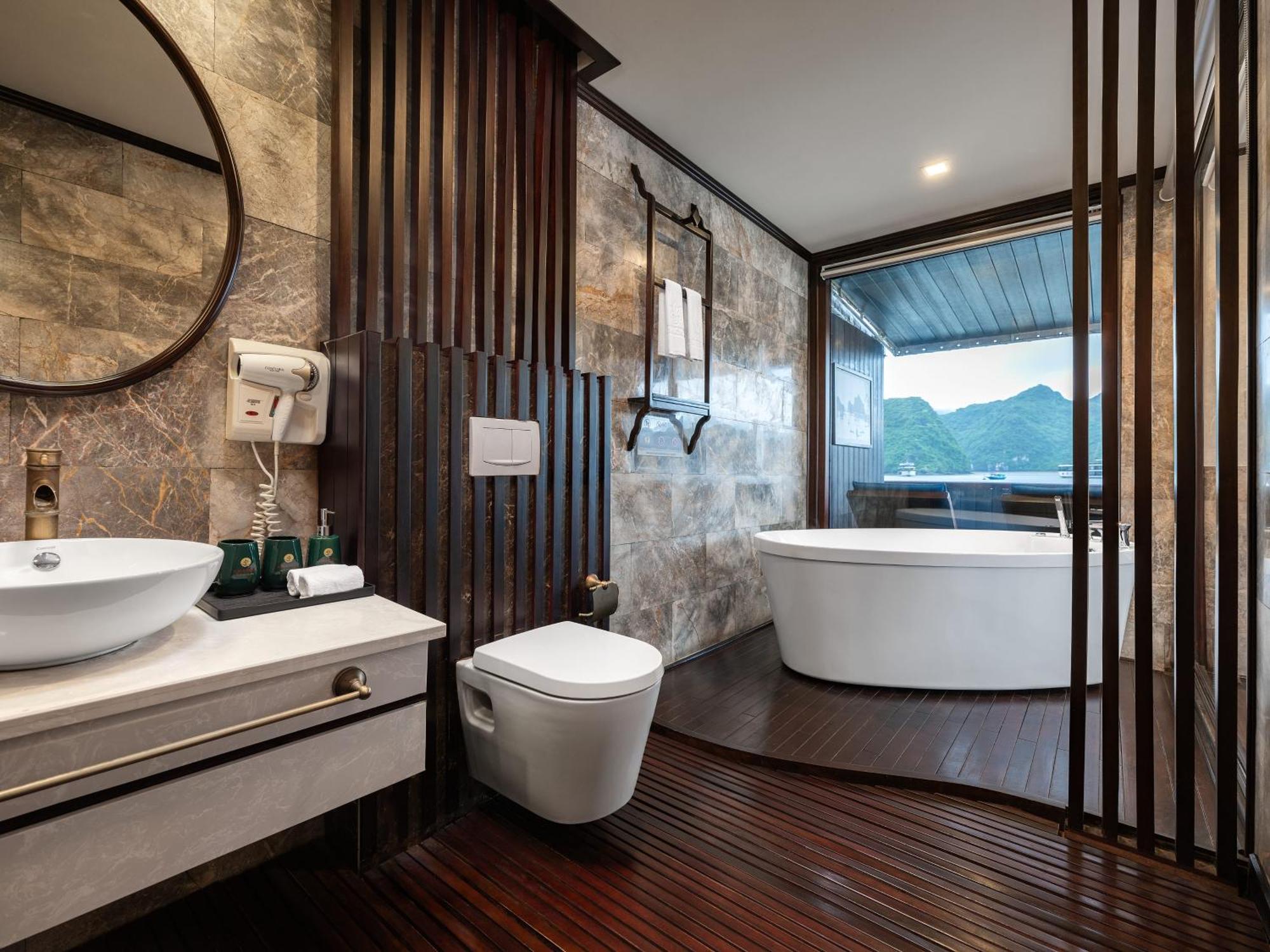 Amanda Luxury Cruise Hotel Ha Long Buitenkant foto
