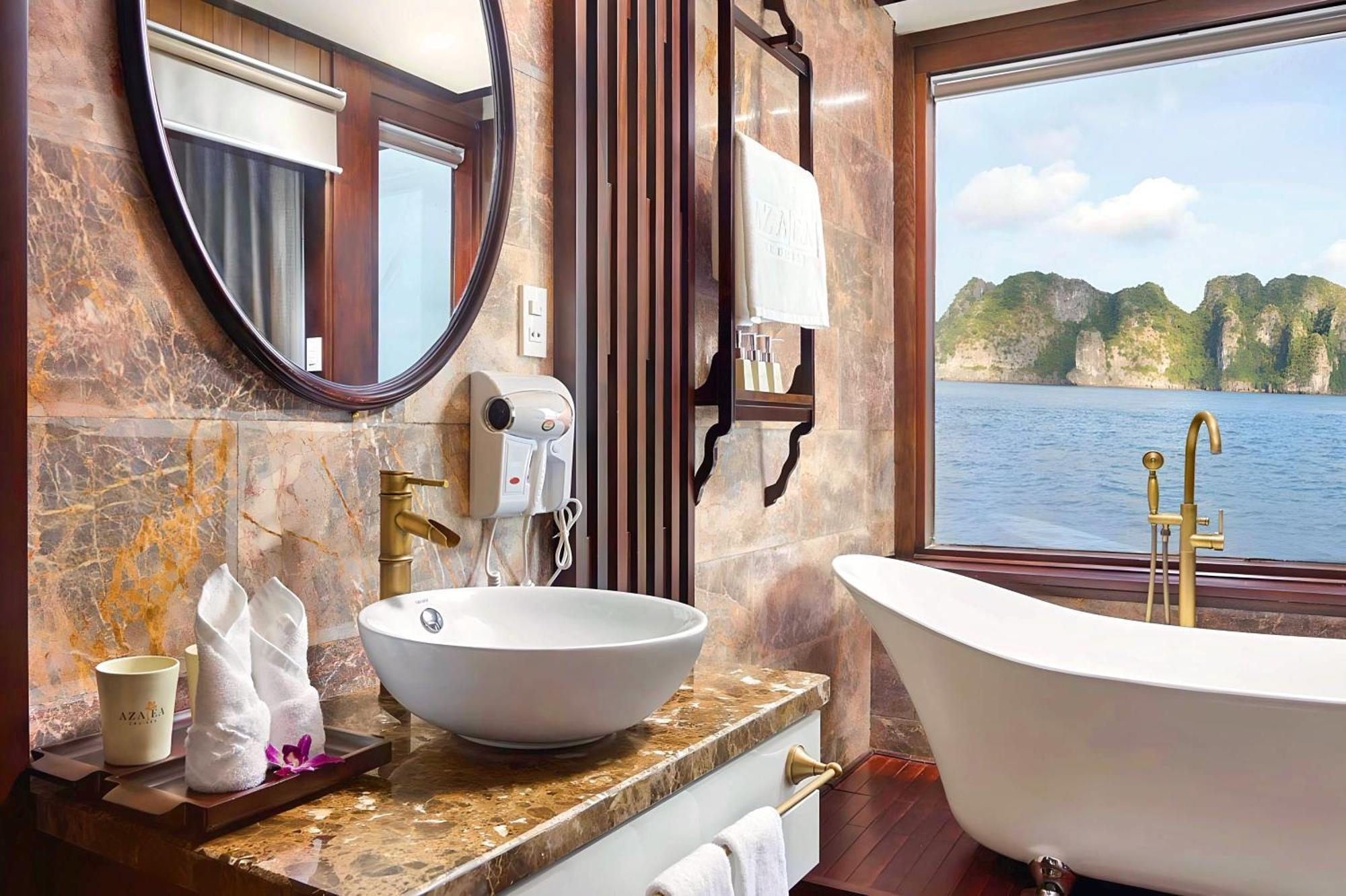 Amanda Luxury Cruise Hotel Ha Long Buitenkant foto