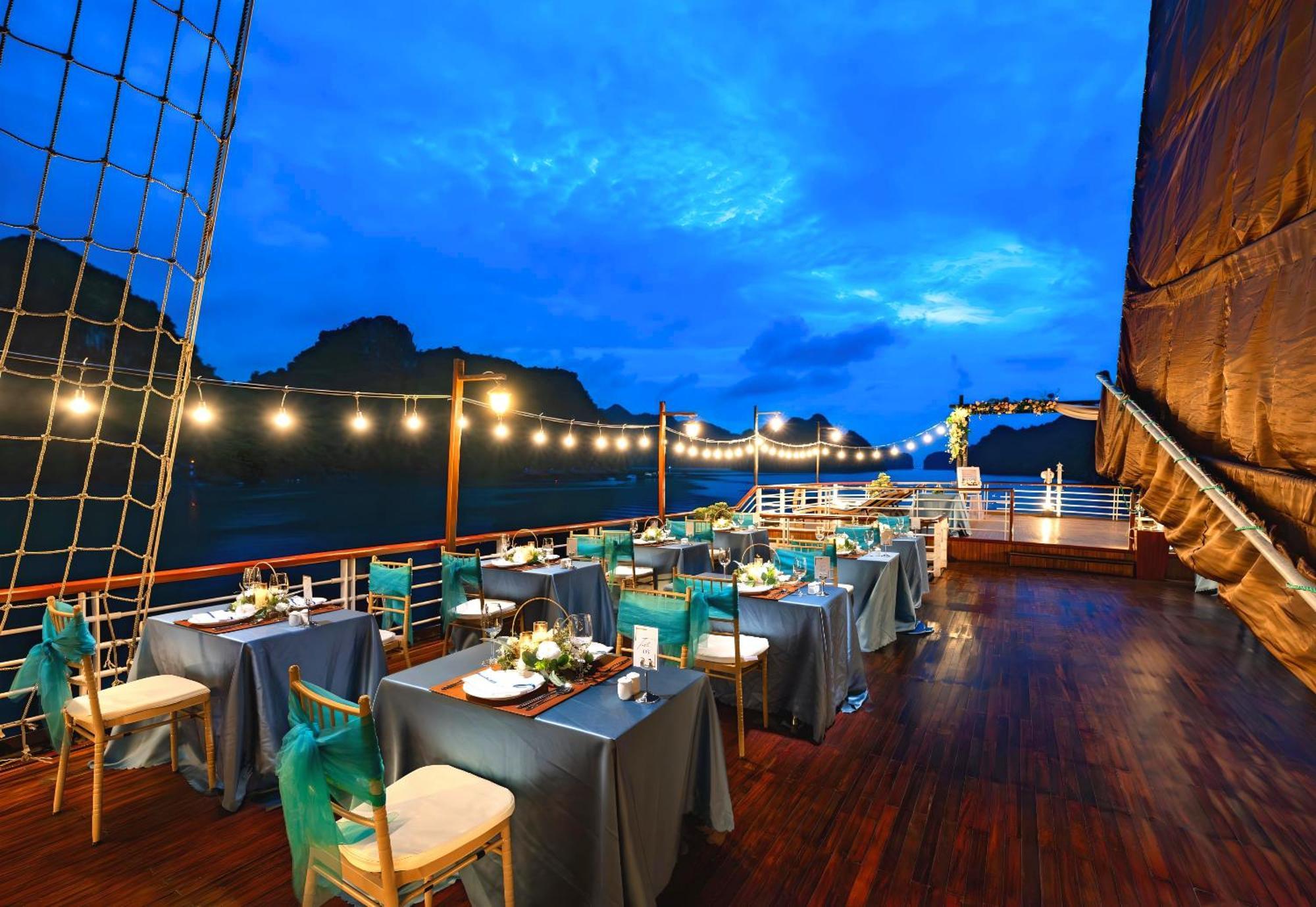 Amanda Luxury Cruise Hotel Ha Long Buitenkant foto